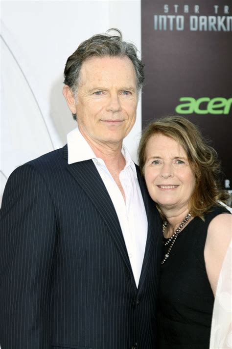 is bruce greenwood married.